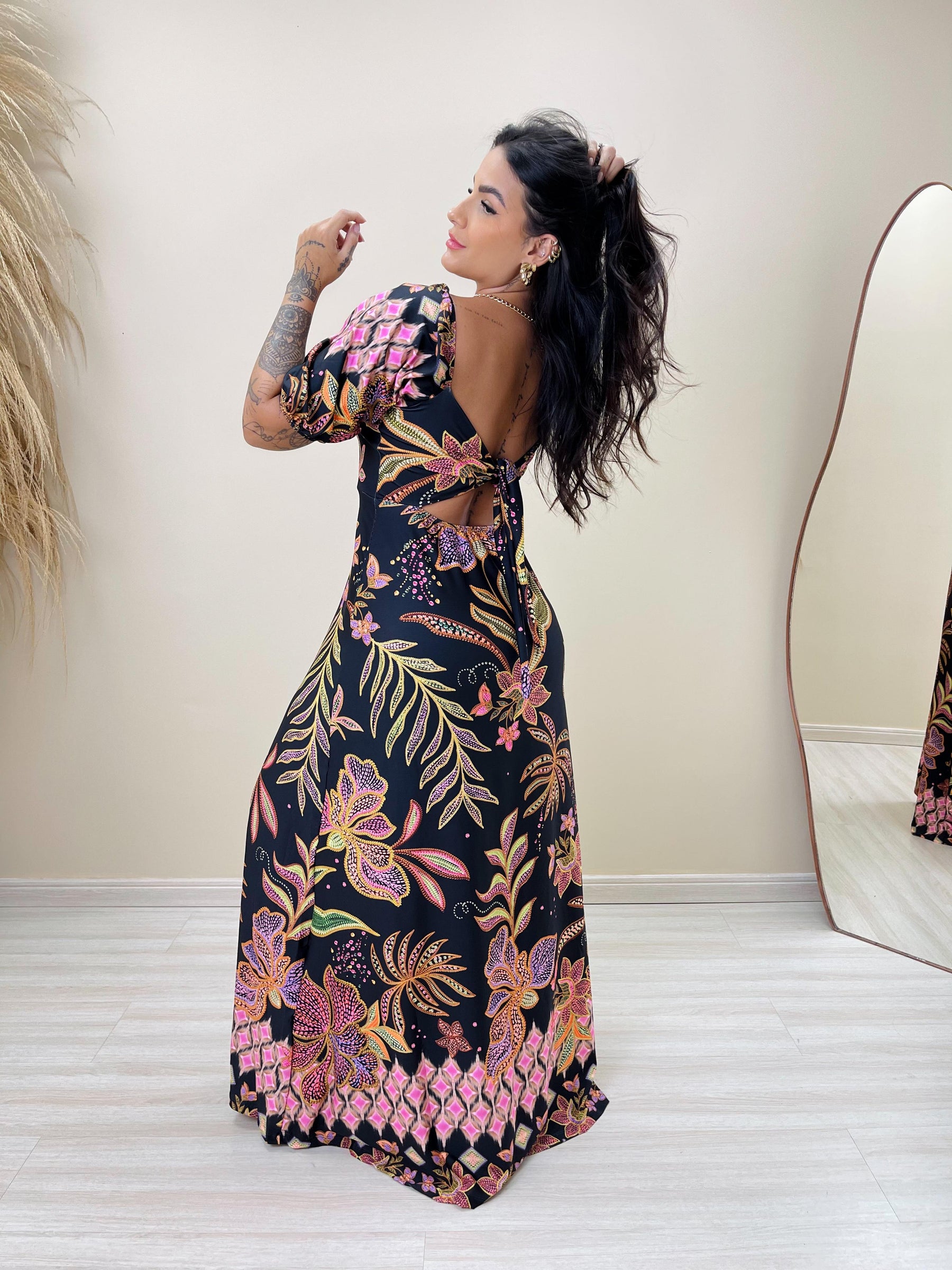 Vestido Juliana Flores Quânticas