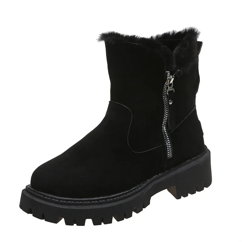 bota feminina, bota preta, bota cinza, bota feminina confortável, bota com forro, bota de pelúcia, bota com pelúcia, bota com lã, bota de camurça preta, bota de camurça, bota cano curto, bota inverno 2024, bota couro, bota preta, bota bege, bota com tecido, bota bico quadrado, bota confortável, bota alto conforto, bota elástica, bota confortável, coturno feminino, coturno peluciado, coturno confortável, coturno inverno