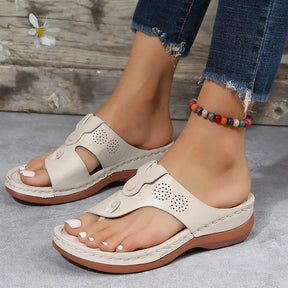 papete, papete ortopédica, papete feminina, papete preta, papete amarela, papete branca, sandália anatômica, sandália para dores nos pés, sandália confortável, sandália ortopédica, sandália coral, sandália verão, sandália antiderrapante, usaflex, picadilly